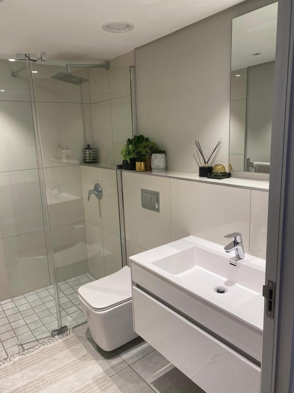 Modern Apartment In The Docklands, De Waterkant, Cape Town Stunning Views, Gorgeous Pool Deck Eksteriør bilde