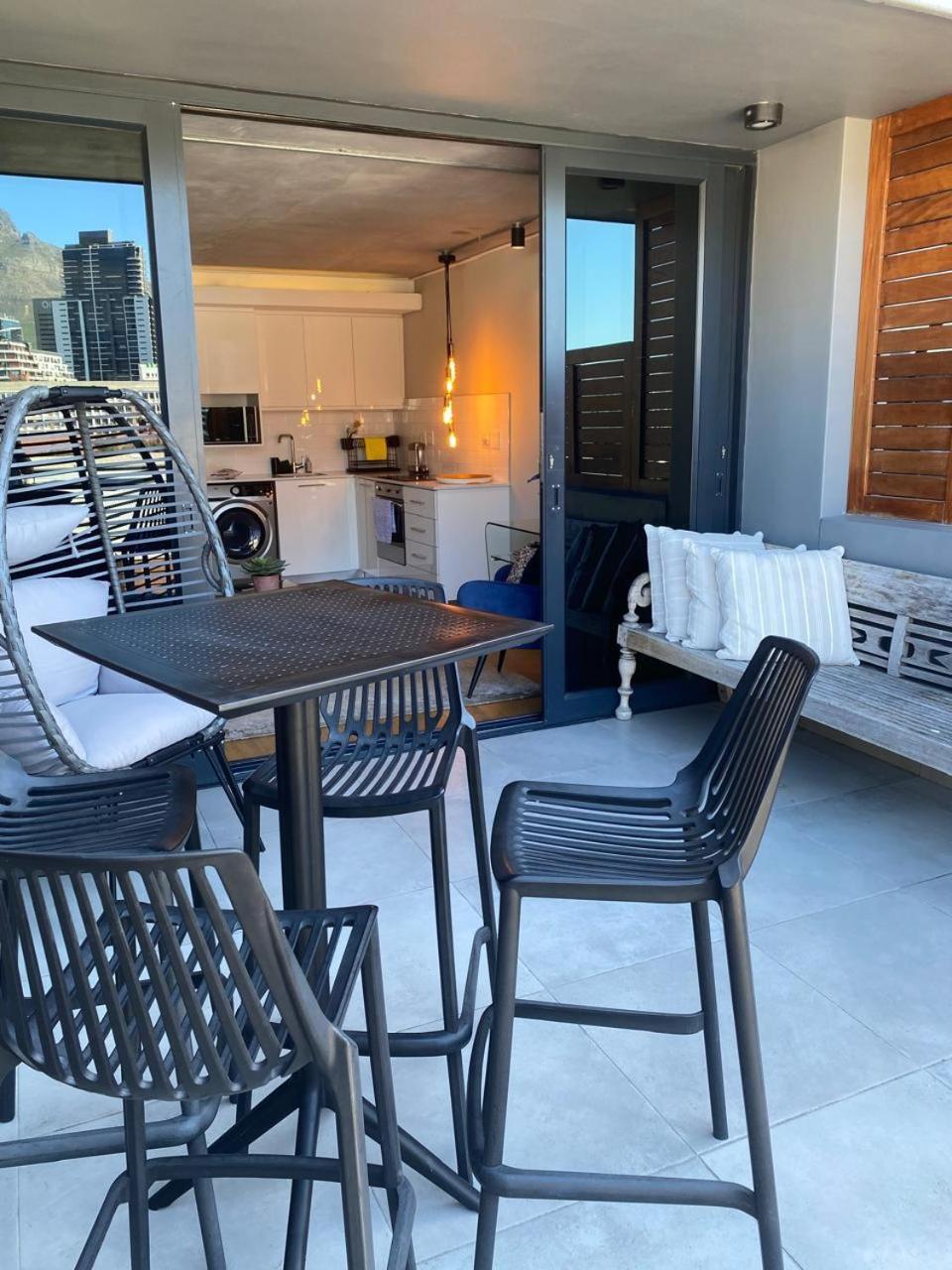 Modern Apartment In The Docklands, De Waterkant, Cape Town Stunning Views, Gorgeous Pool Deck Eksteriør bilde